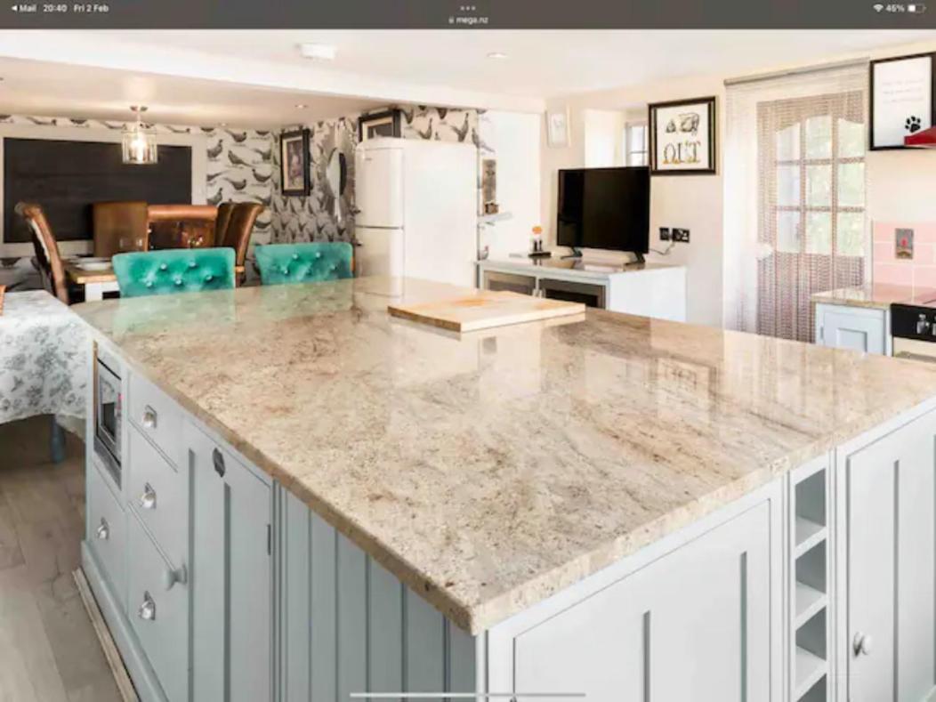 Piglet Lodge Pebworth Bagian luar foto