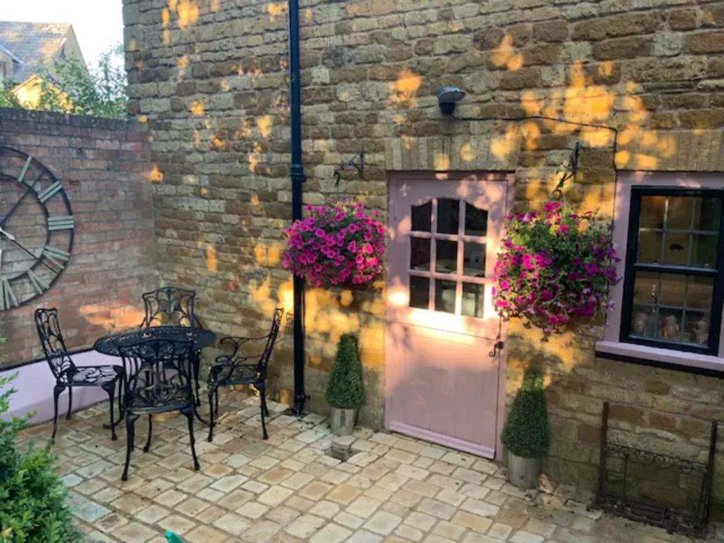 Piglet Lodge Pebworth Bagian luar foto